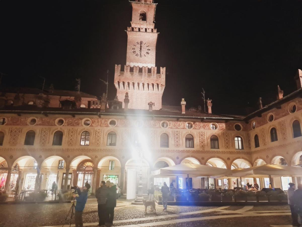 La Casa Di Ida Intero Appartamento Vigevano Luaran gambar